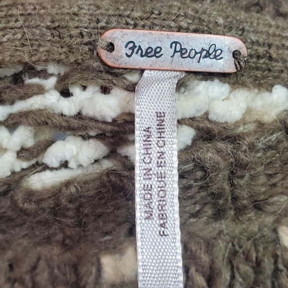 Free People Through the Storm Fair Isle Knit Sweater Sz S Acrylic Blend Taupe - Picture 14 of 15